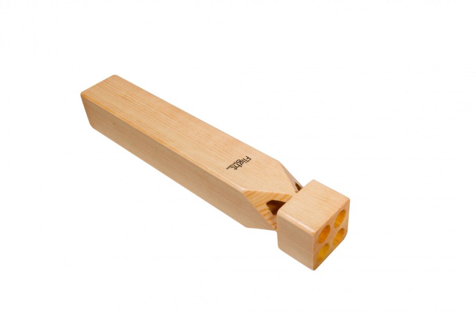 Как украсить деревянный свисток из дерева