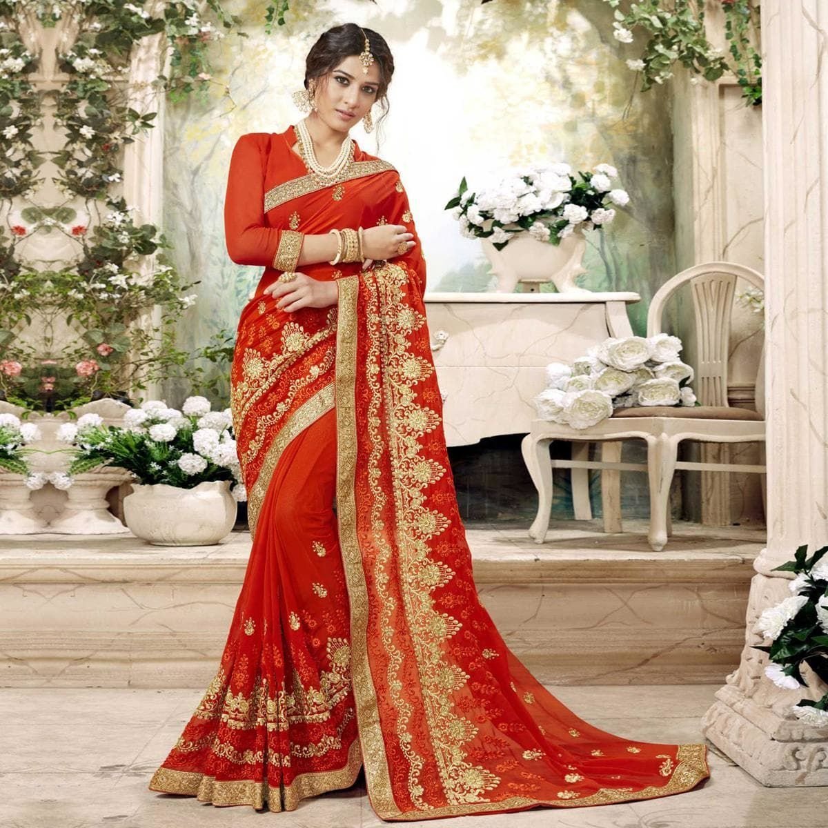 Сари видео. Свадебное Сари в Индии. Традиционное индийское свадебное Сари. Сари Иран. Индийские Сари красивые.