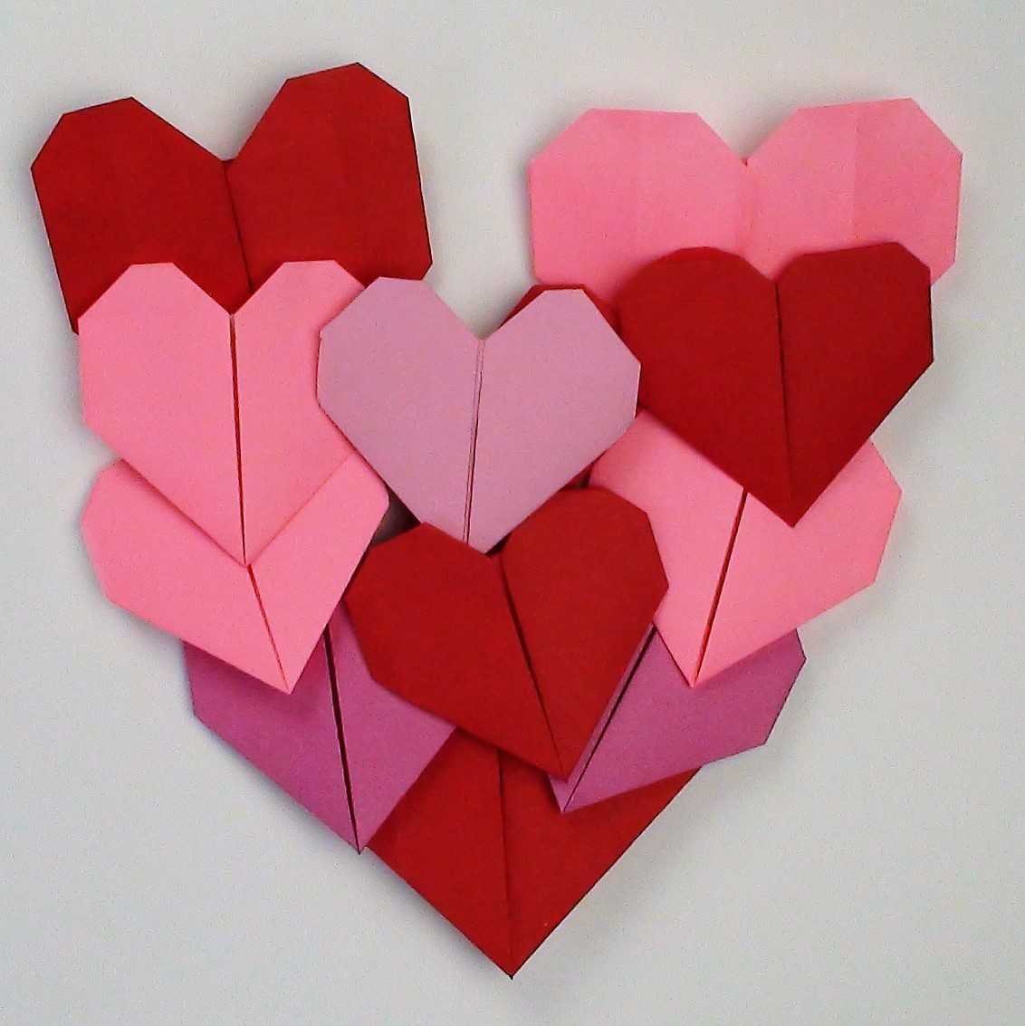 Легкие сердечки из бумаги. Сердечко из бумаги. Оригами сердце. Оригами сердечко. Объемное сердце из бумаги.