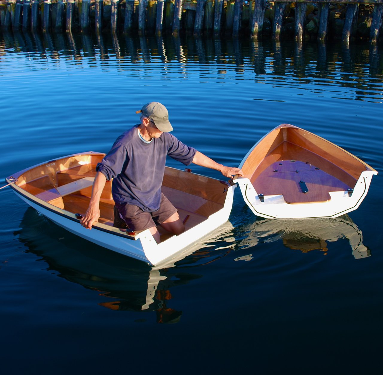 Легкая лодка 4. Лодка плоскодонка каноэ. Пластиковая лодка Скай Боат 390. Лодка Dinghy. Складная лодка foldboat.