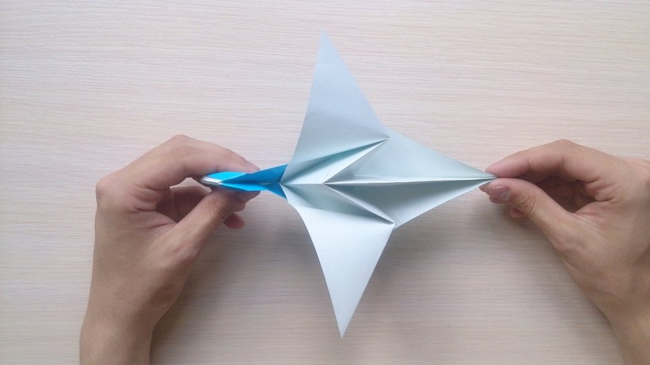 Журавлик оригами из бумаги пошагово для детей простой