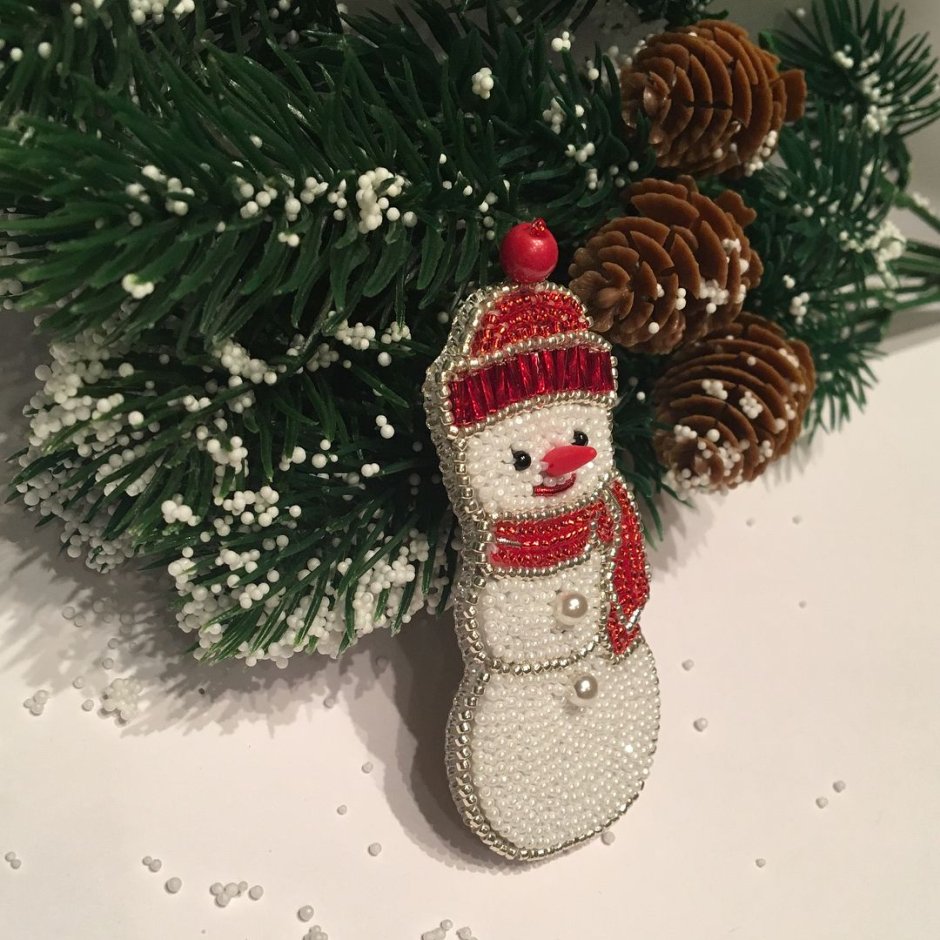Объемный Снеговик из бисера схема плетения