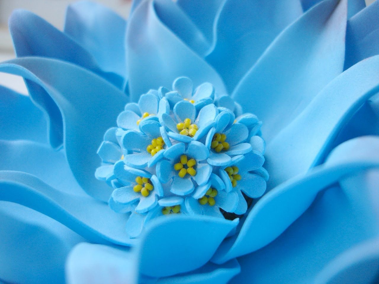 Ростовые незабудки из изолона. Фантазийные цветы. Голубые цветы из фоамирана. Синие цветы из фоамирана. Незабудка из фоамирана