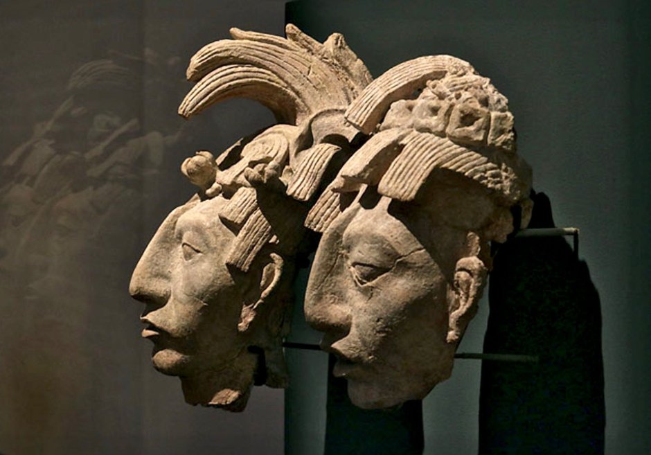 Древние скульптуры женщин Мексика