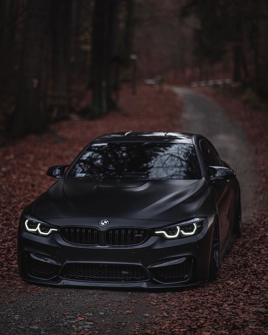 BMW m4 f82 Black
