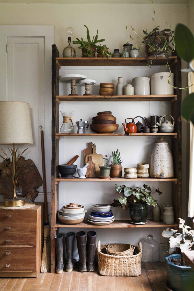 Shelves for dishes in a rustic style