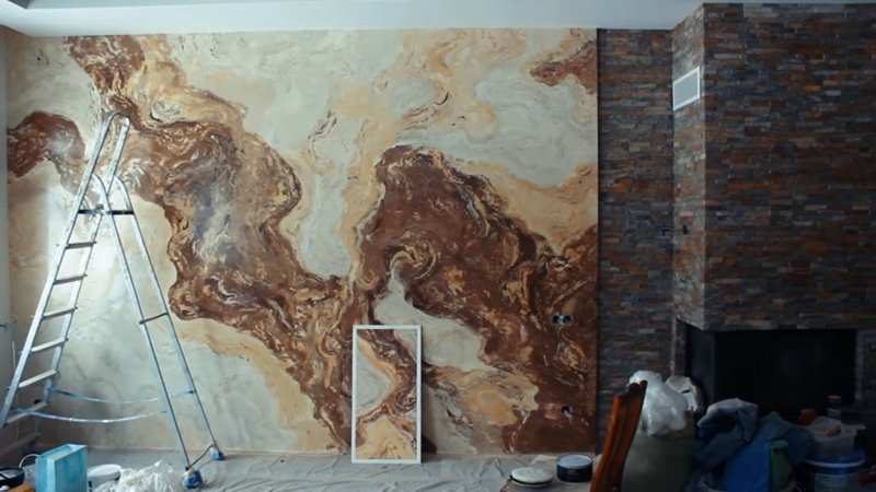 Imitation of marble from Venetian plaster