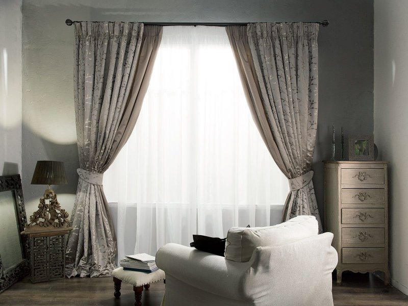 Gray curtains in the interior