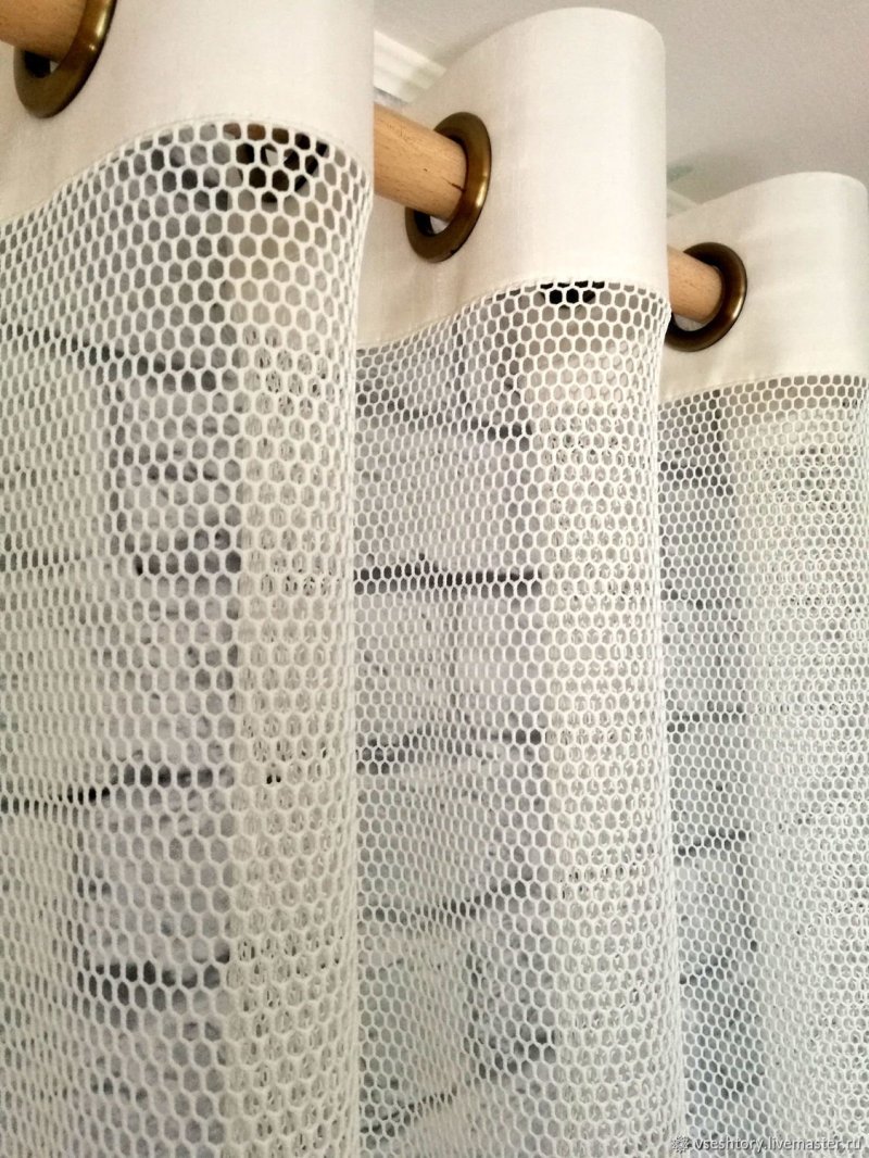 Tulle mesh in the interior