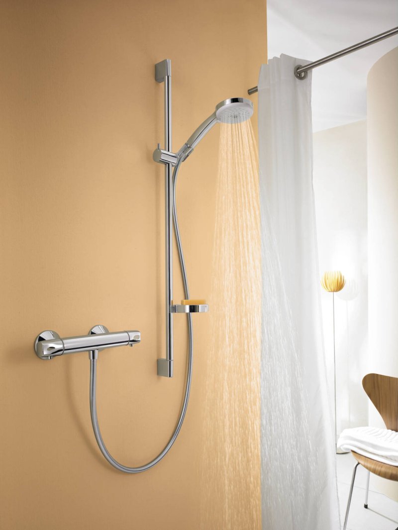 Hansgrohe Croma 100 shower system