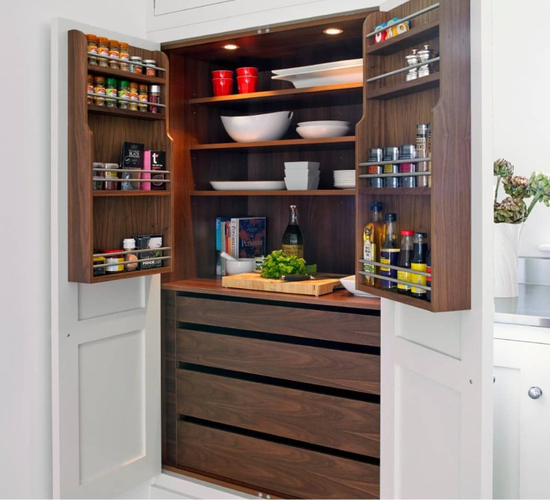 Kitchen with a pantry