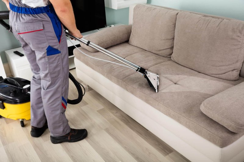 Dry cleaning of carpets and upholstered furniture