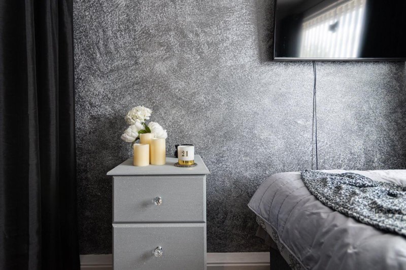 Decorative plaster is gray