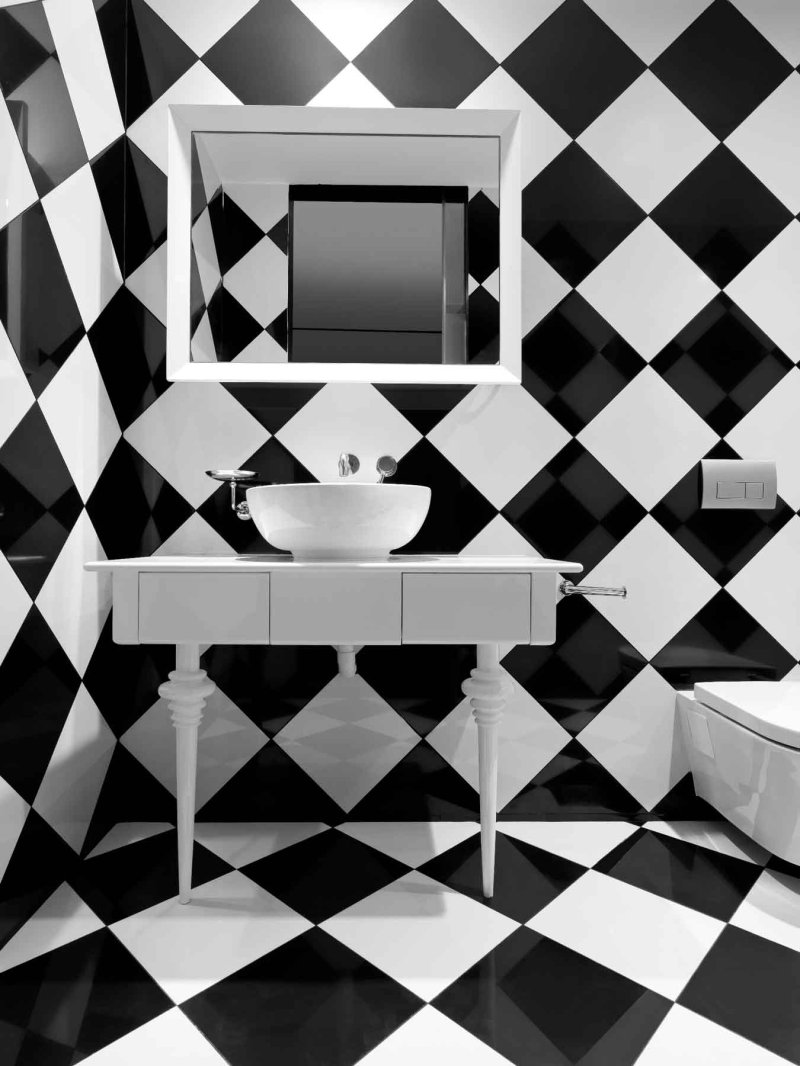 Black white tiles