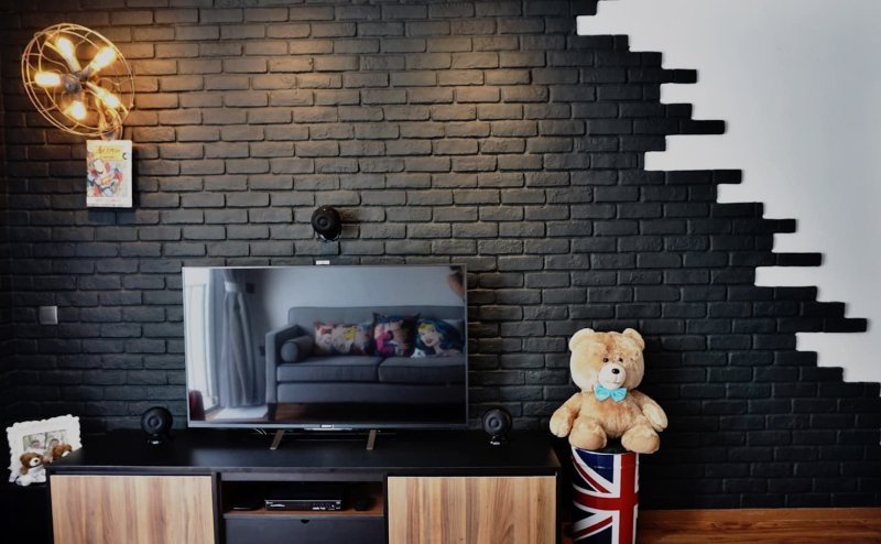 Black brick in the interior