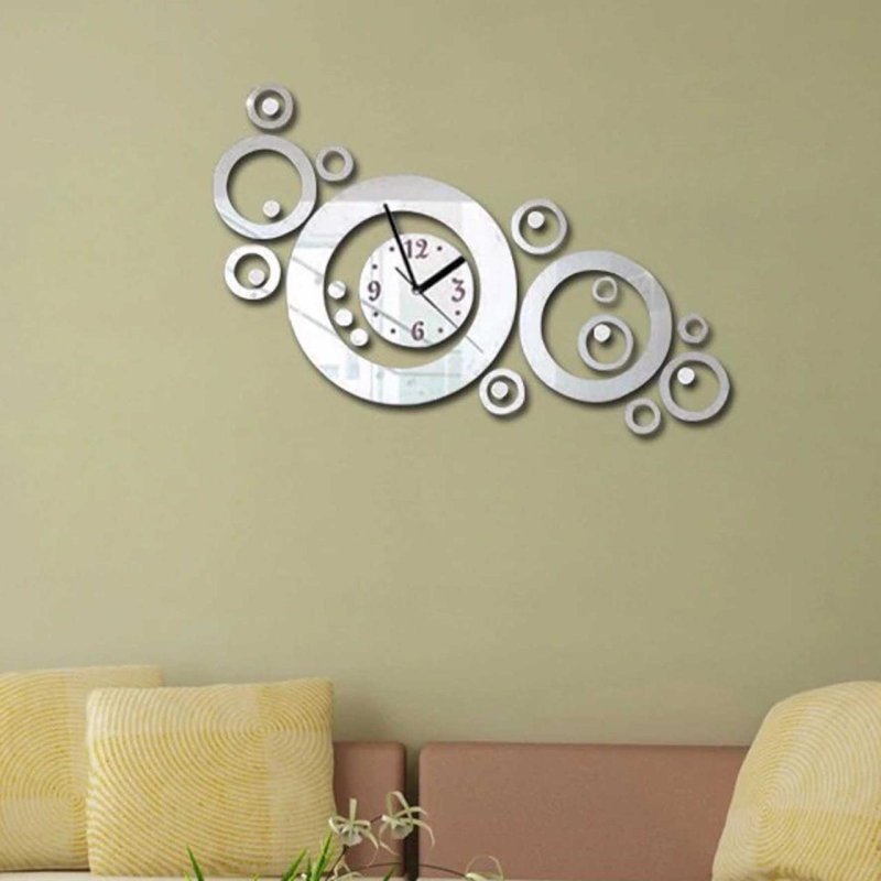 Interior clock on the wall