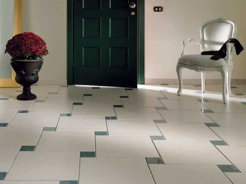 Paul tiles