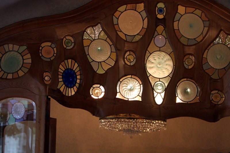 Antonio Gaudi House Ballo