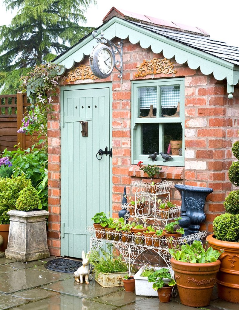 Beautiful shed for a summer residence