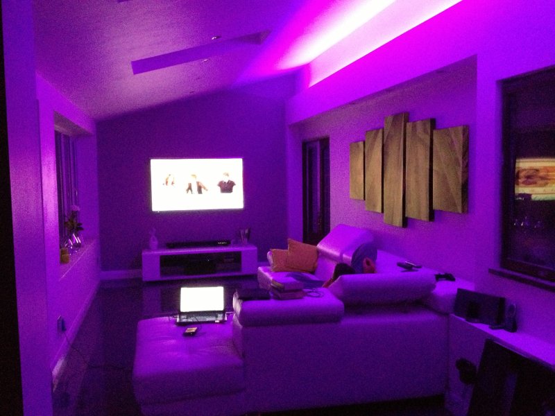 Neon -style room