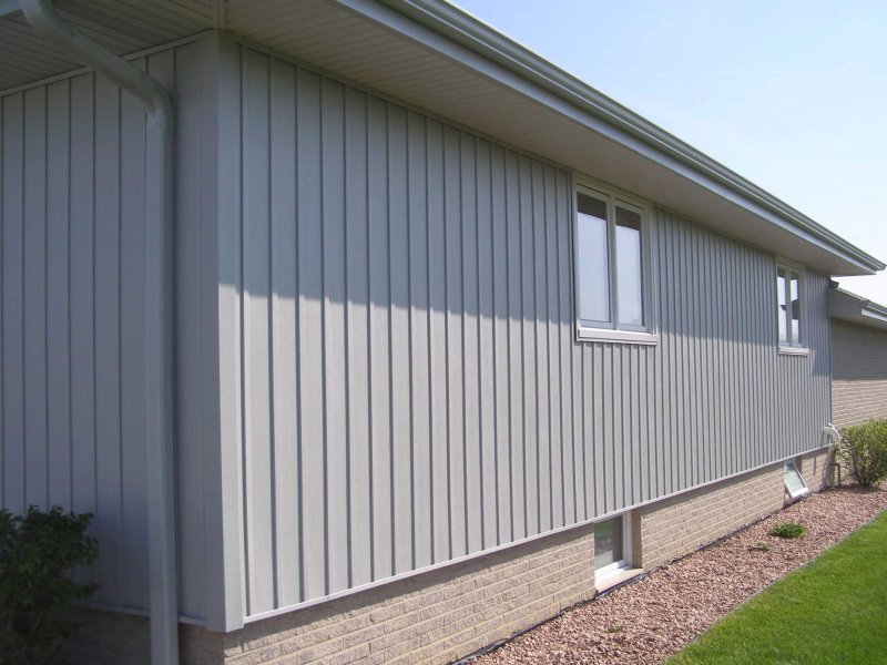 Corrugated board for the walls of the house