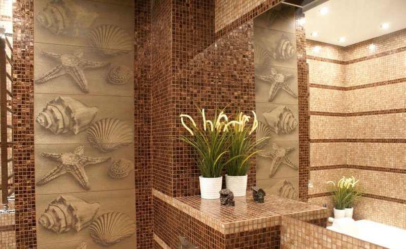 Mosaic panel to the bathroom