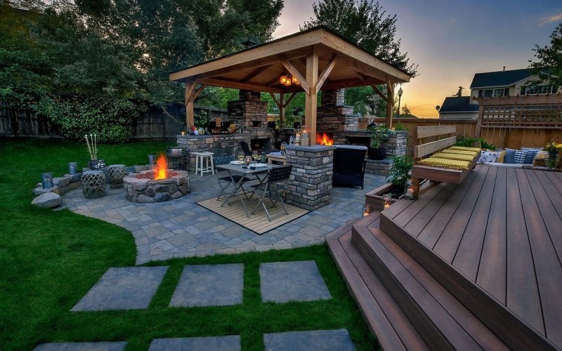 Pergola Patio with barbecue