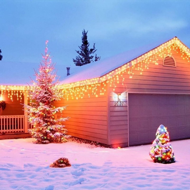 New Year's decoration of houses