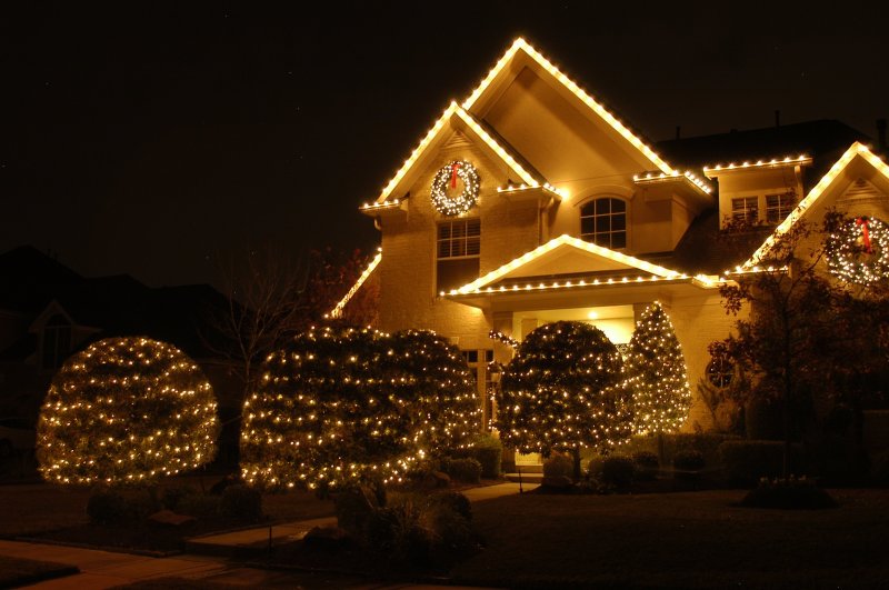 Decoration of houses with garlands