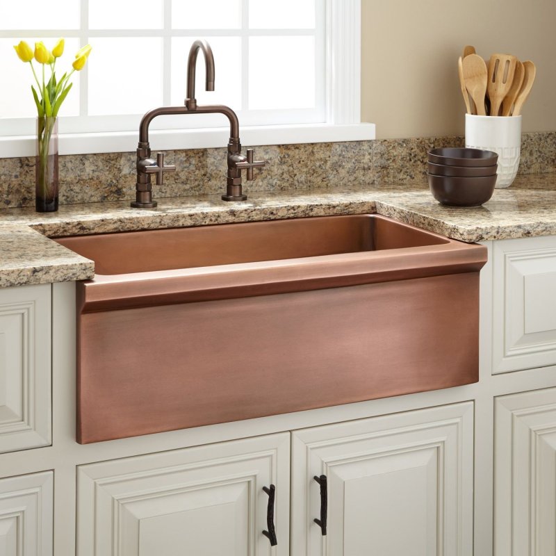 Copper sink for the kitchen