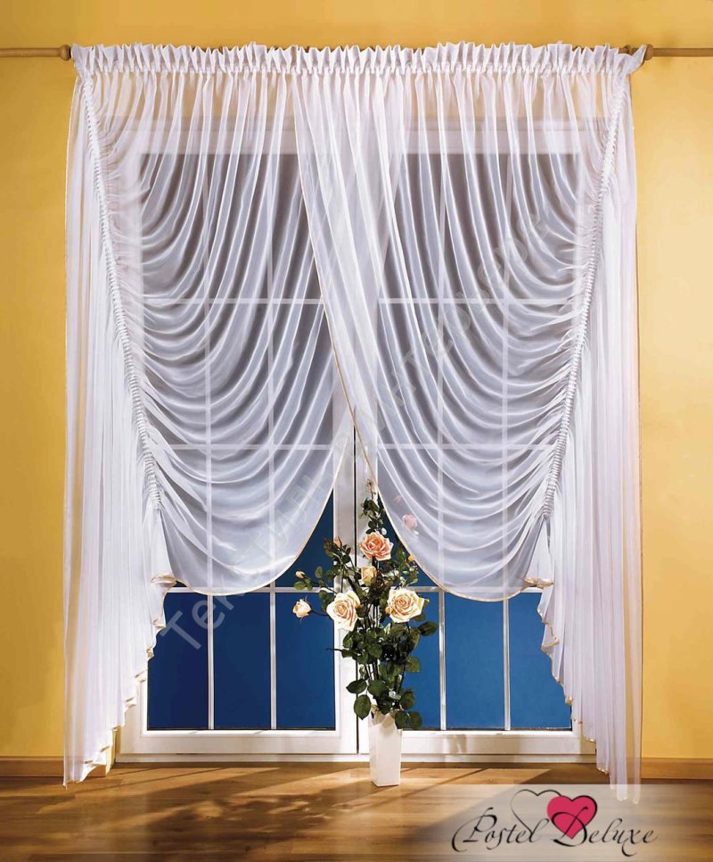 Curtains from the veil