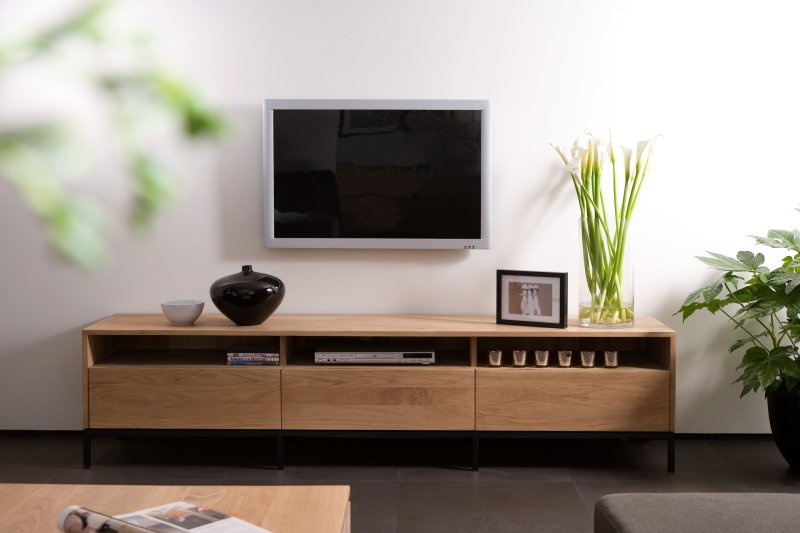 Suspended cabinet TV