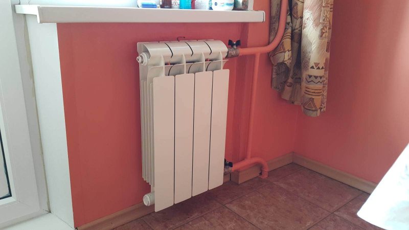 Radiator in the apartment