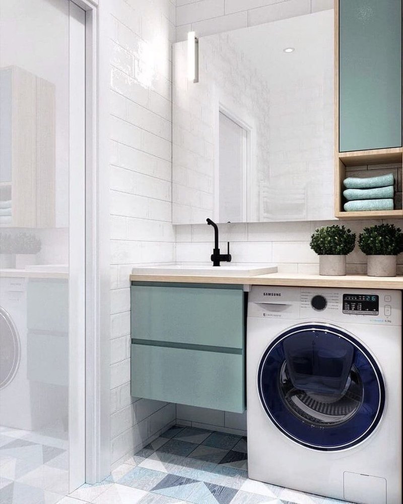 Design of a small bathroom with a washing machine