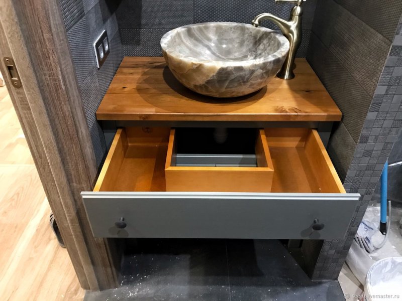 Loft 80 sink cabinet