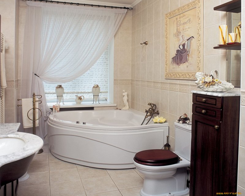 Bathroom in a classic style