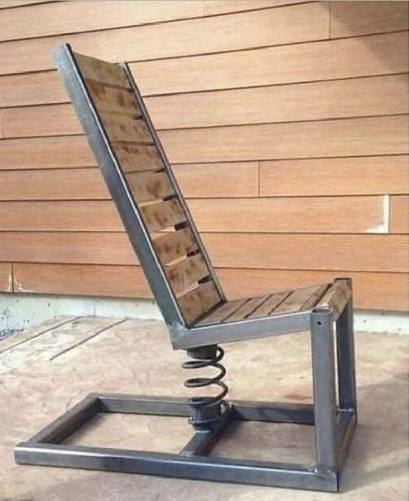 Metal loft chair