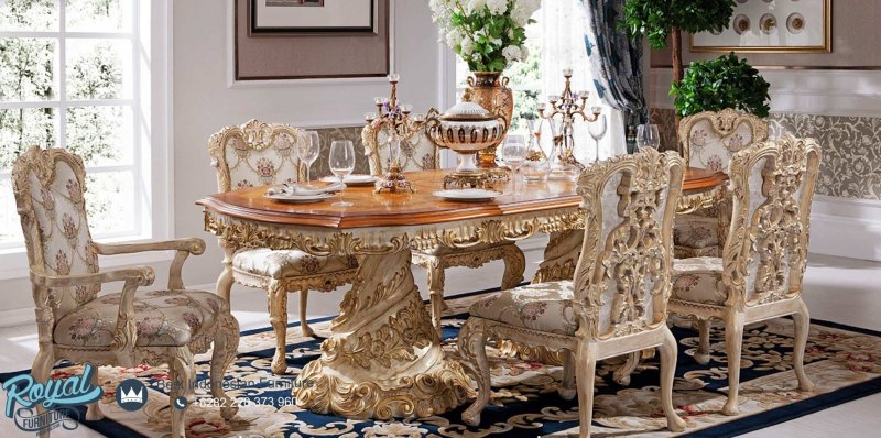 Baroque table