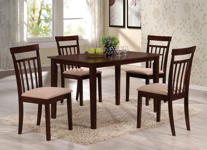 Set a table and chairs for kitchen