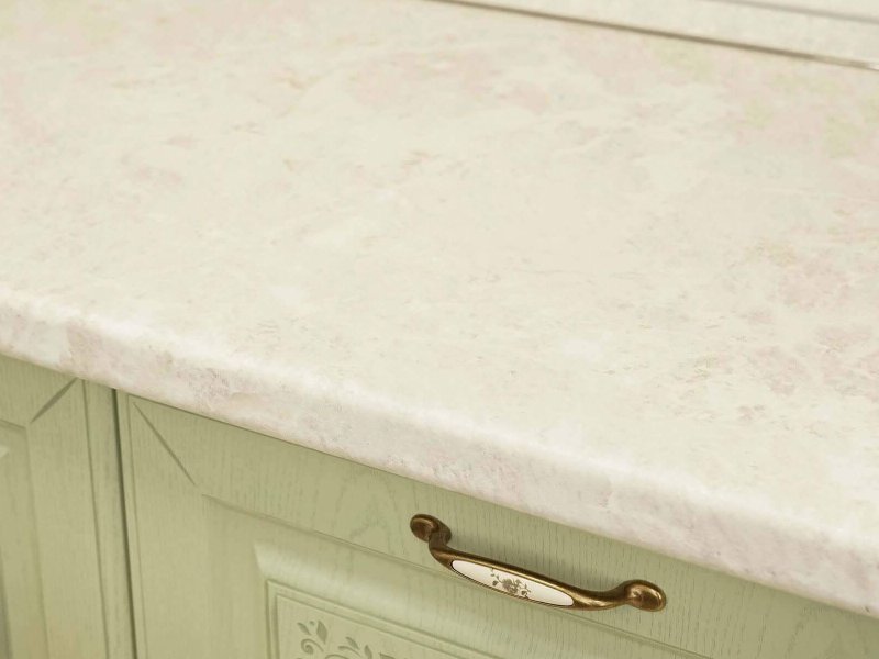 The countertop royal opal light 182