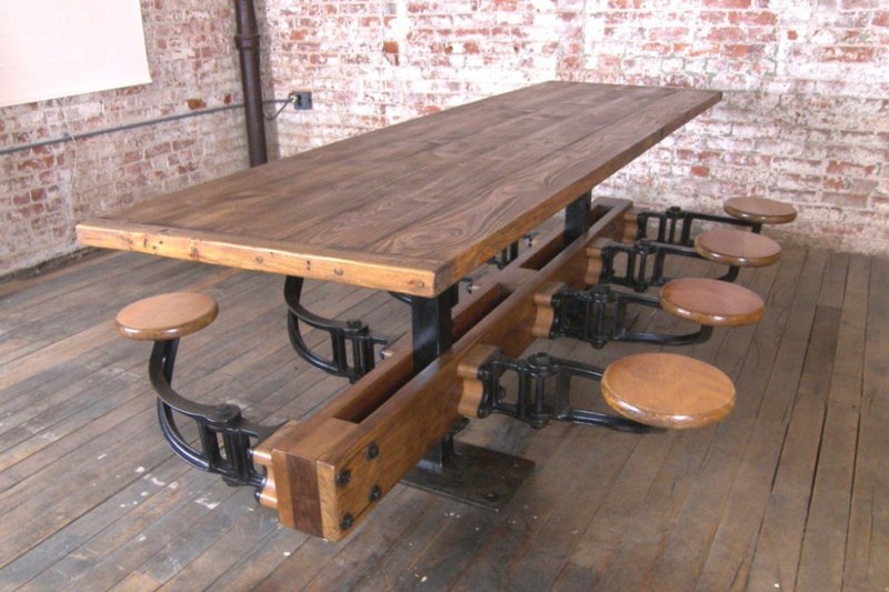 Table loft industrial