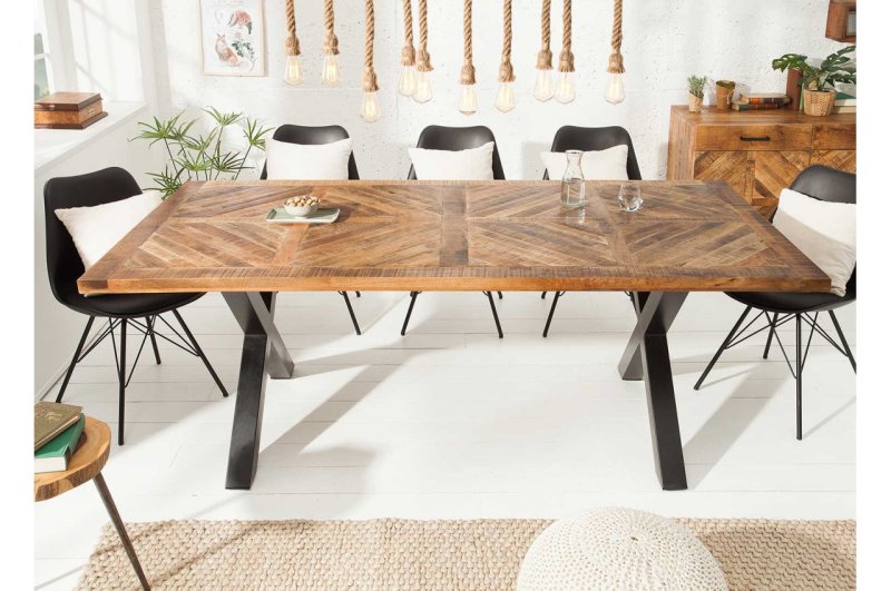 Loft -style table