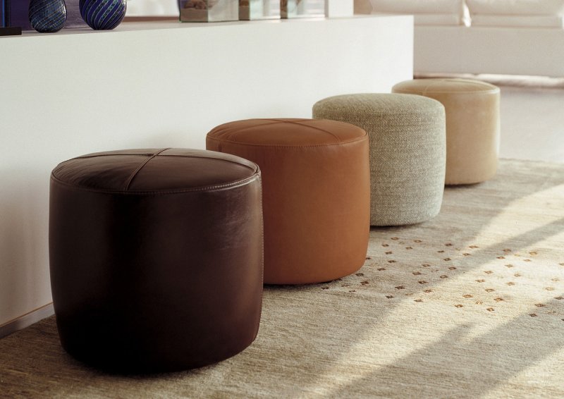 Round ottoman