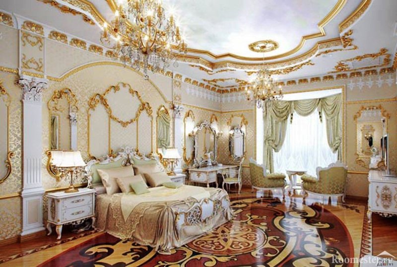 Royal bedroom style Rococo