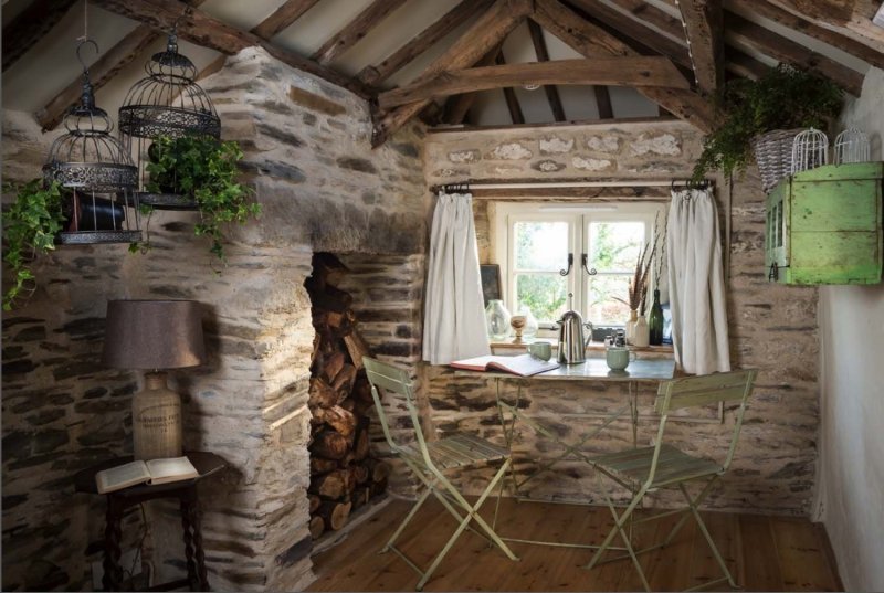 Rustic style in the interior