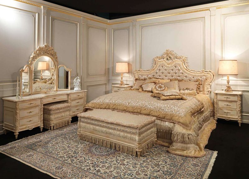 Baroque style bedroom