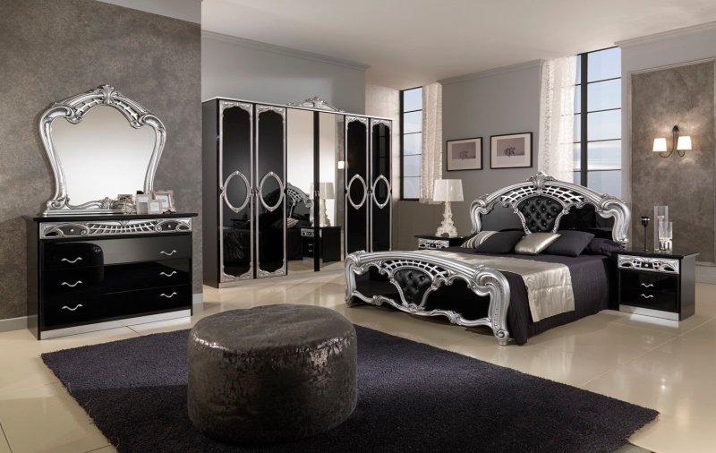 Black tones bedroom