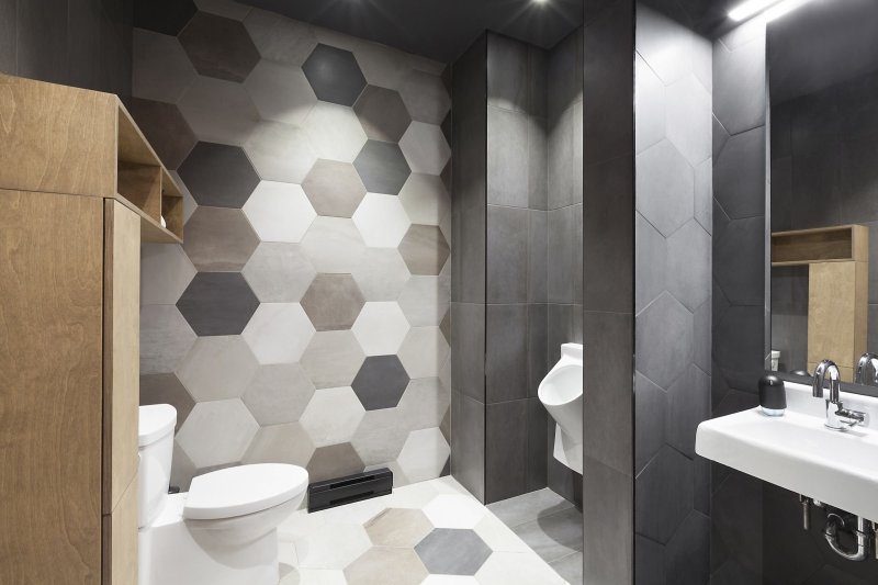 Hexagonal tiles in the bathroom