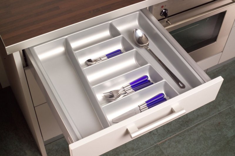 Blum tray for 600