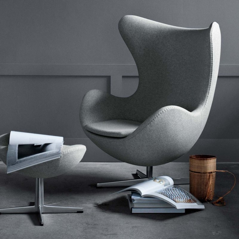 Arne Jacobsen a chair